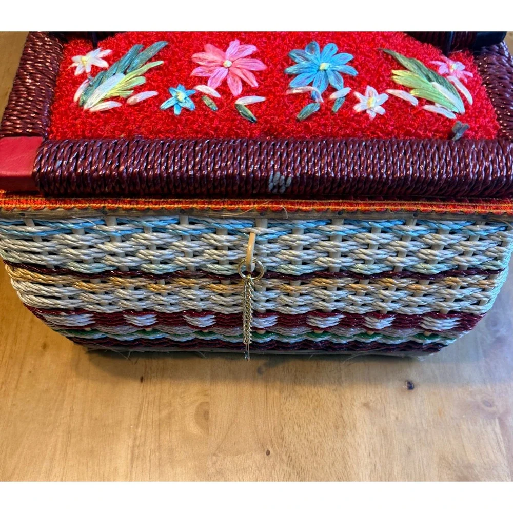 Unbranded vintage woven